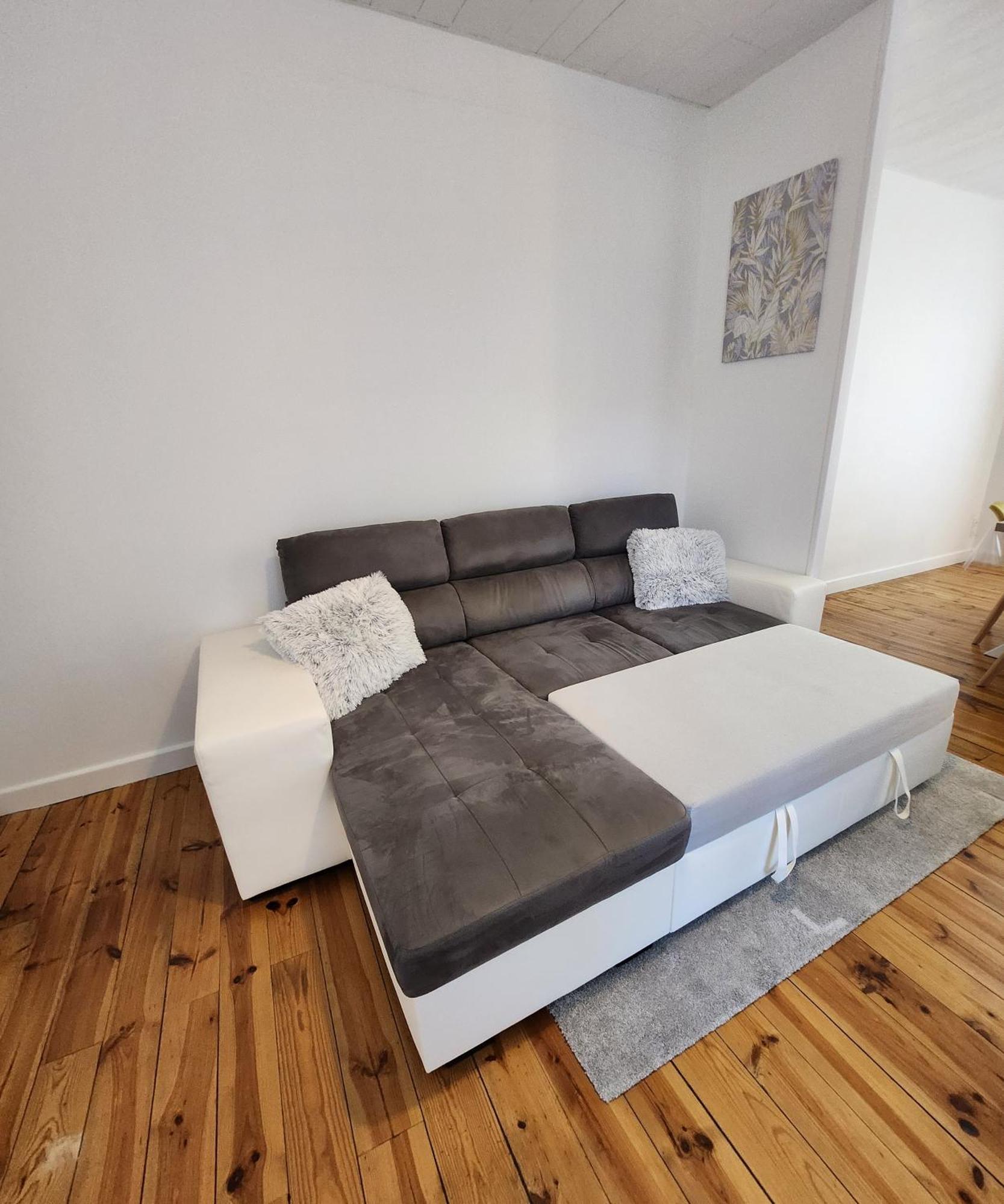 Chaleureux Appartement Refait A Neuf Vic-sur-Cere Luaran gambar